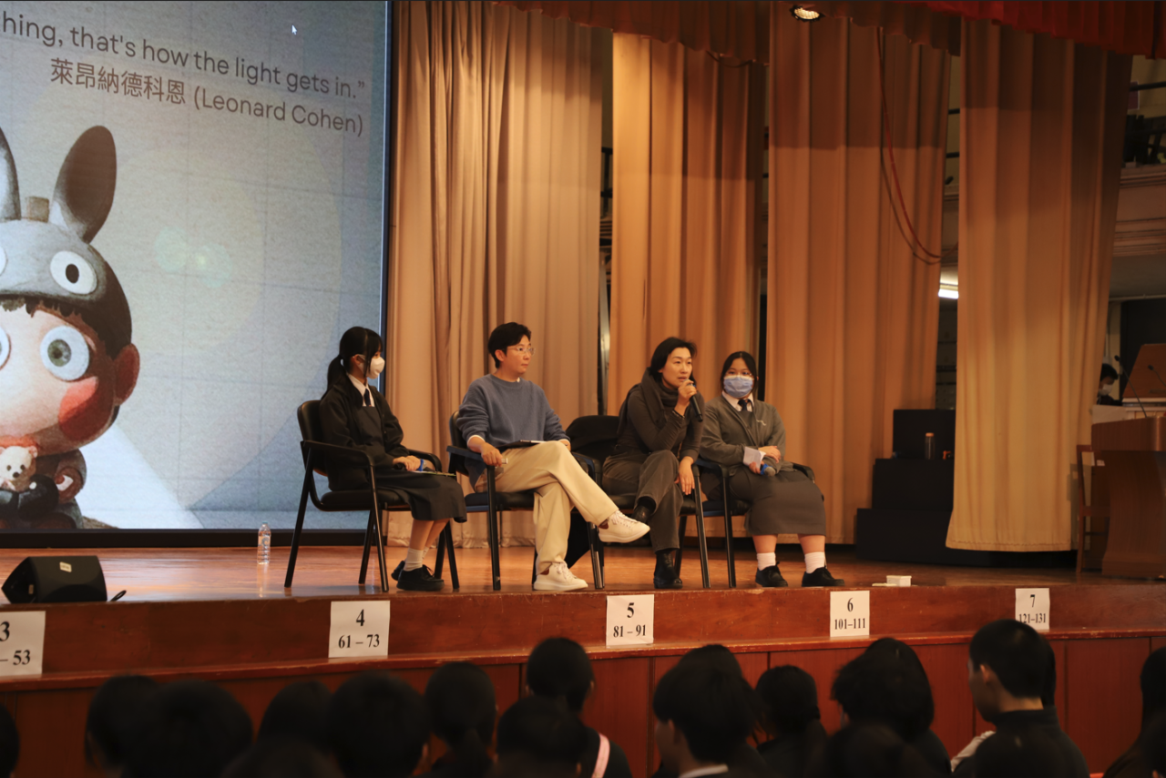 同學們都專心地聆聽B. Wing 的分享