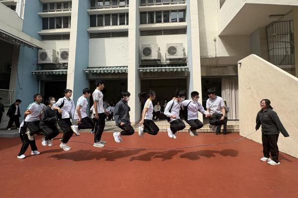 Junior Forms Inter-Class Rope Skipping